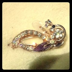 Jeweled peacock hair clip